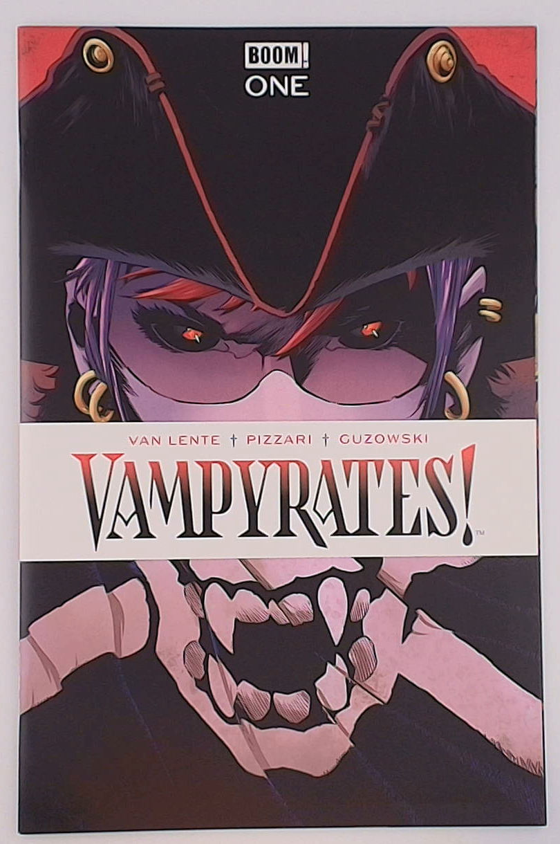 Vampyrates! #1C Luca Pizzari Glow-In-The-Dark